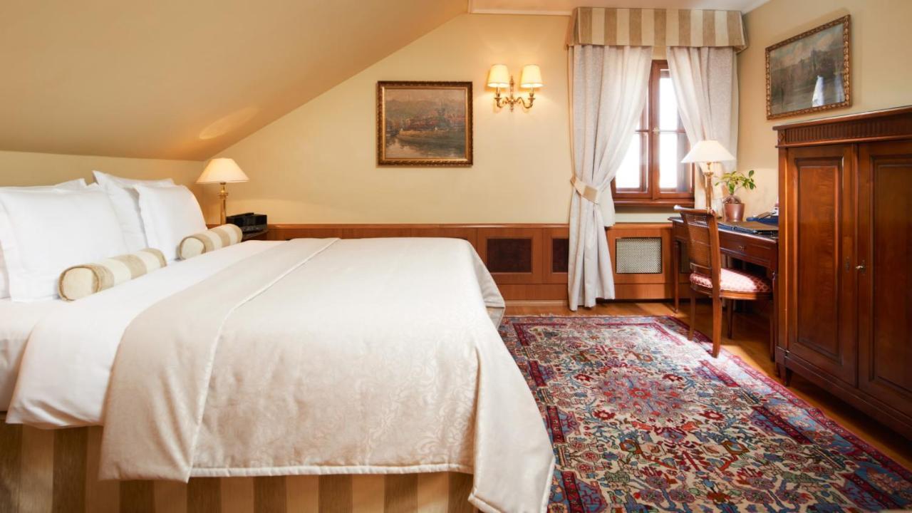 Golden Well 5* Praga
